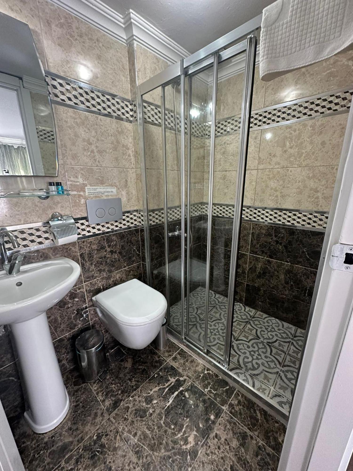 Rose Bouquets Hotel Stambuł Zewnętrze zdjęcie